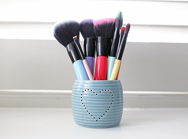 lottie_london_brushes1
